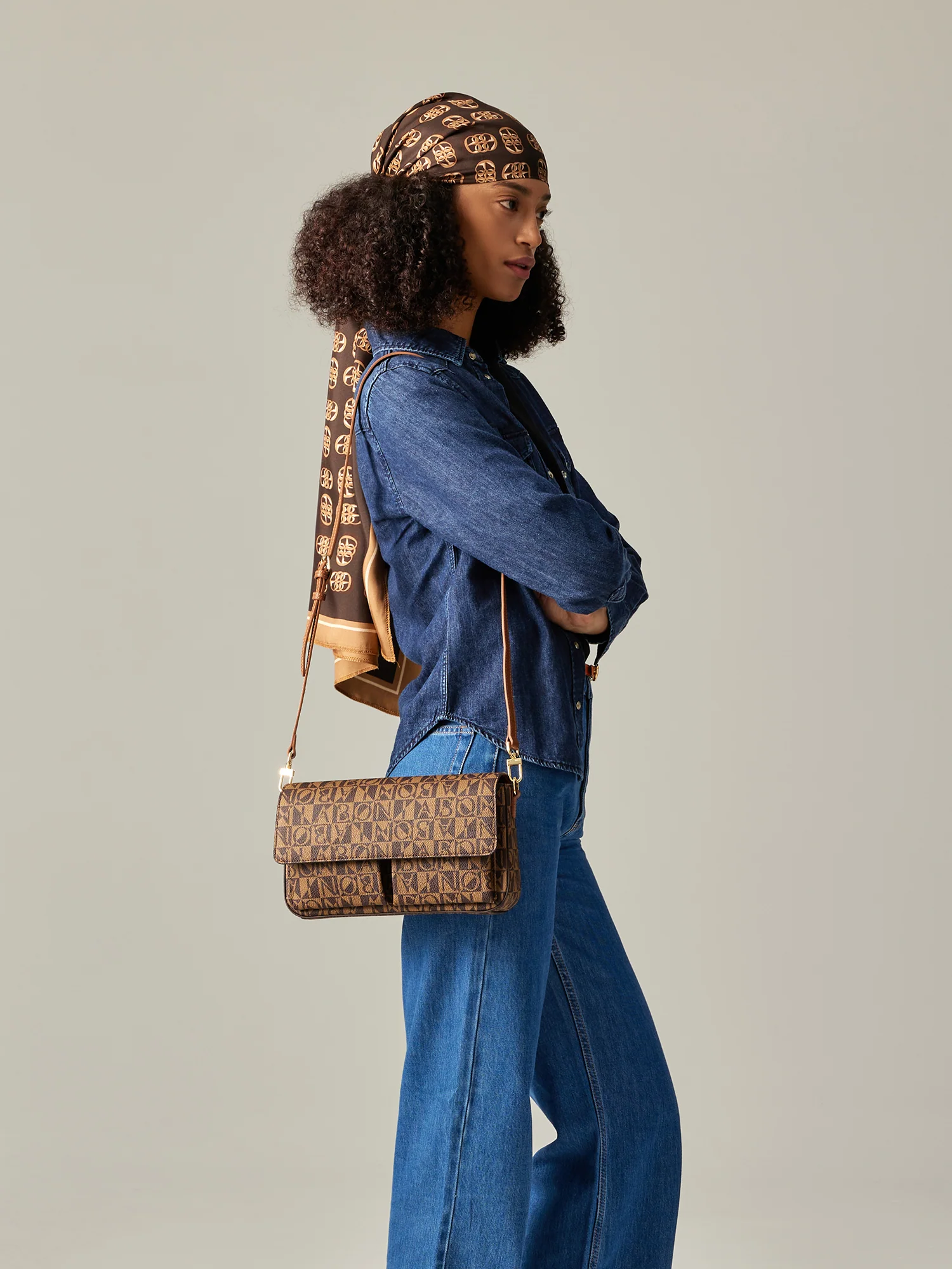 Eterna Monogram Shoulder Bag - Image 12