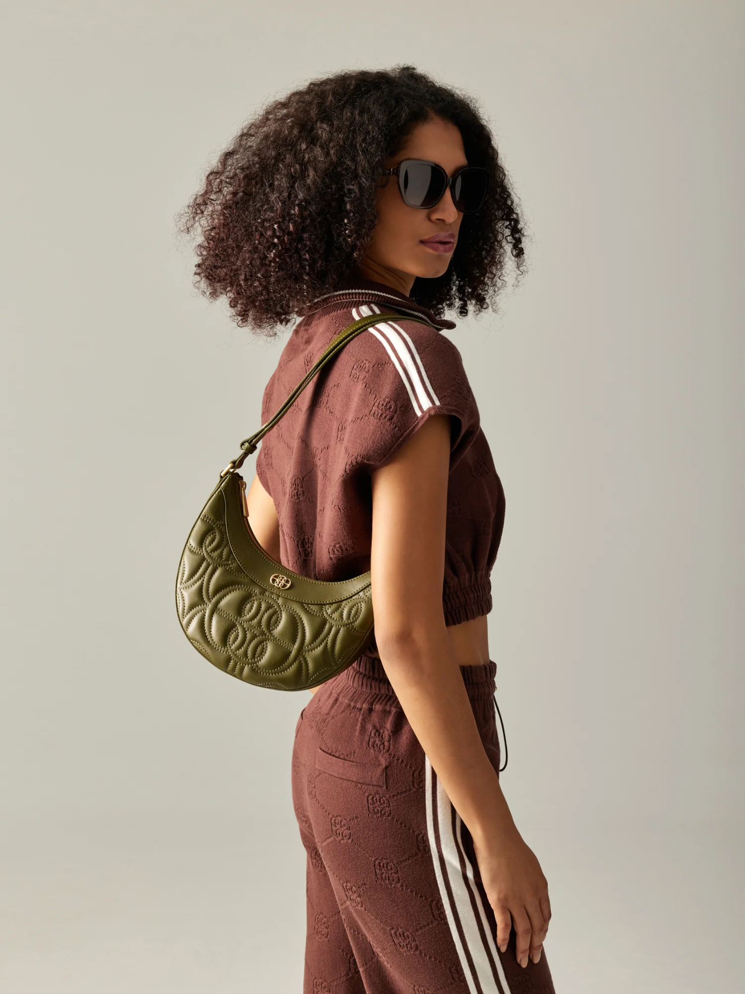 Leira Small Shoulder Bag - Image 11
