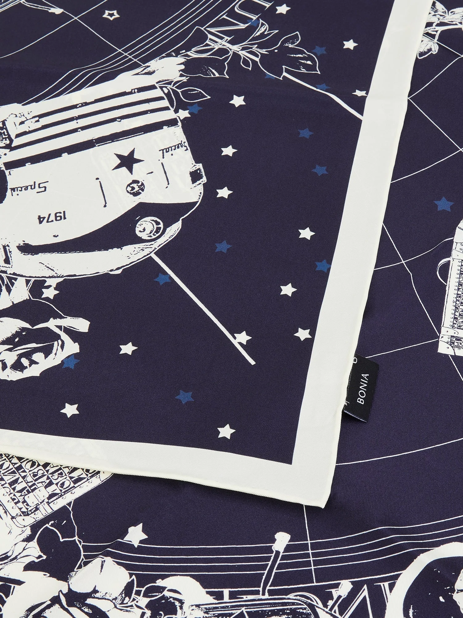 Monde Travel Scarf - Image 5